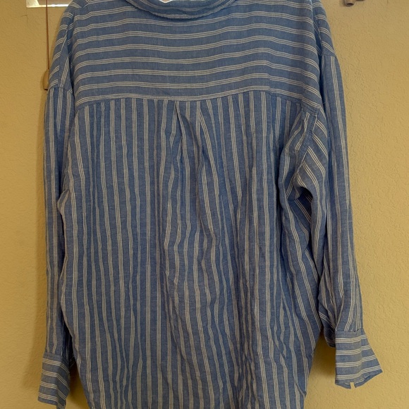 H&M Blue and White Vertical Stripe Button-Down Shirt - Picture 8 of 8